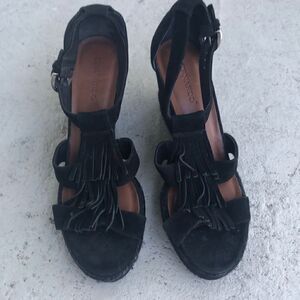 Bernardo Wedges  